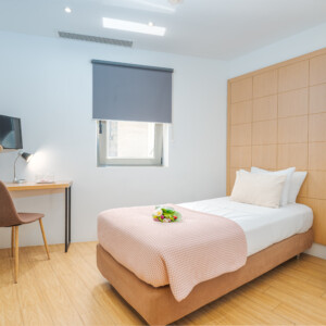 04_Room_C-1