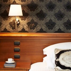 ne_4ada-exclusive-suite-bedroom3.jpg