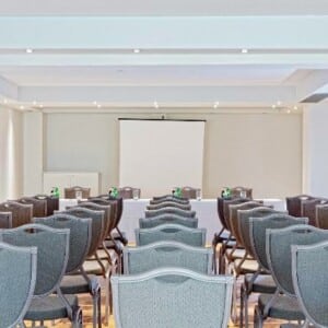 ne_Acropolis_Hill_conference_room.jpg