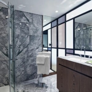 ne_Residence-Suite-AthensWas-Suite-Bath-1.jpg