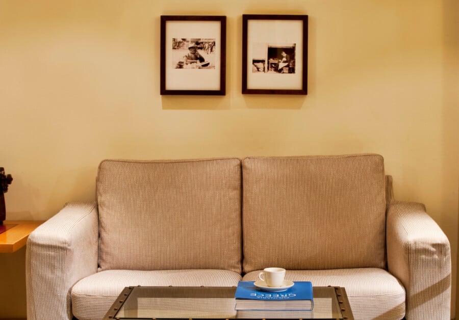 ne_ba85-lobby-achilleas.jpg