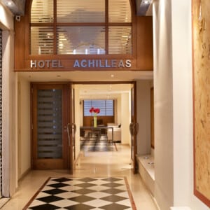 ne_d66f-entrance2-achillea.jpg