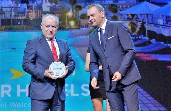 ne_c46b-novotel_tzikas_award-1.jpg