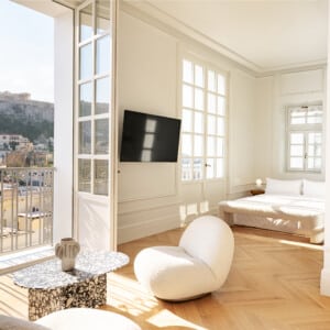 18-Acropolis-pied-a-terre-for-those-seeking-a-gracious-home-away-from-home