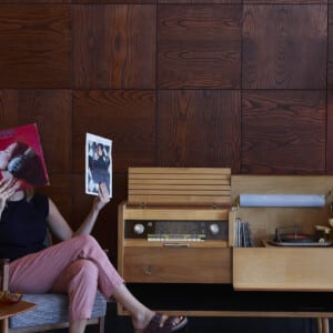 Brown-Acropol-Athens-Lobby-Vinyl-Player-With-Guest